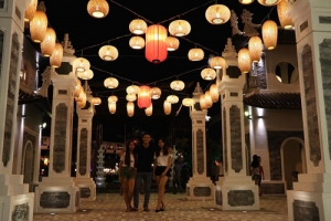 Châu Á rực rỡ trong lễ hội đèn lồng tại Asia Park