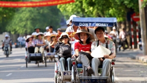 Vì sao khách Trung Quốc chưa thể sang Việt Nam số lượng lớn?